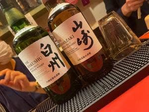 Barダーリン