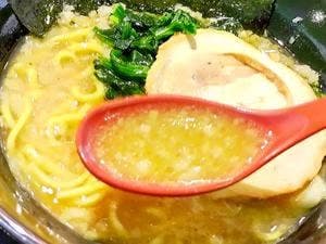 熟成豚骨ラーメン そだし ラザウォーク甲斐双葉店