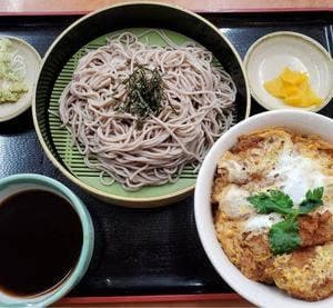 山田うどん 所沢インター店
