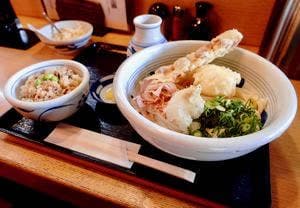 あげたて饂飩 つきろう