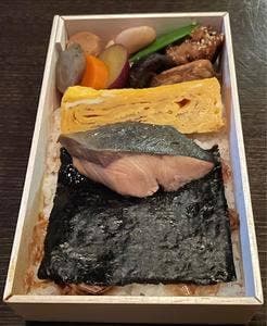 すゞめ 金沢百番街店