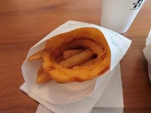 モスバーガー 綾瀬店