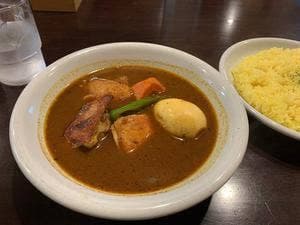 カレーリーブス