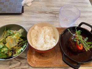 LUCK CAFE