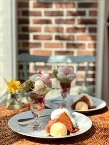 CAFE NAVY