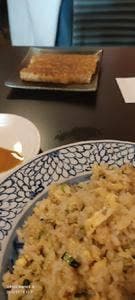 餃子荘 紅蜥蜴