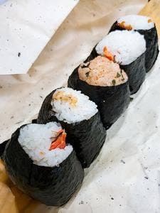 にぎりめし三田駅前店