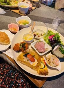 zukekura DELI&CAFE