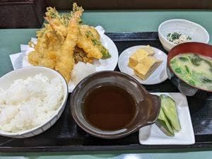 ゆずりは
