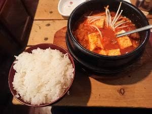 韓国家庭料理 ヌナの家