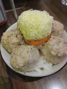 毎日包みたて 生餃子専門店 光月