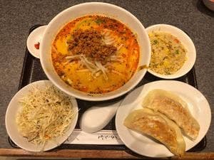 餃子の王様 龍吟 ダイバーシティ店