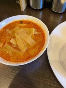熱帯食堂 西真上店