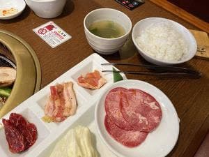 焼肉じゃんじゃか 樽味店
