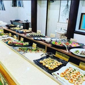 EARTH DINING SUN BEAMS