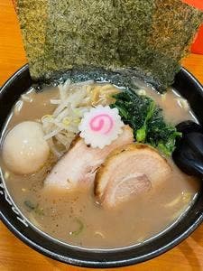 横浜ラーメン てっぺん家