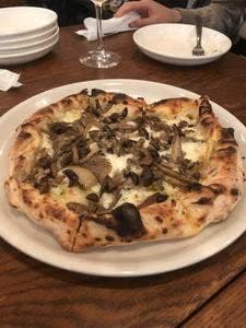 タベルナクアーレ 青葉台店