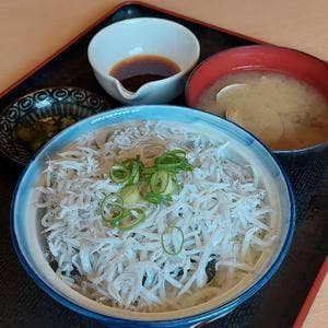 あけぼの食堂