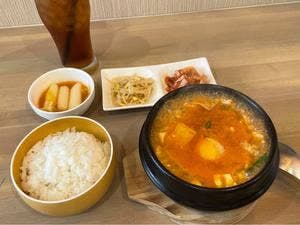 スンドゥブ専門店 3匹の子ぶた