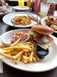 TGI FRIDAYS MM21 クロスゲート店