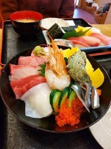 桐や