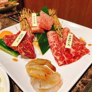 焼肉Dining 白李 燦 本通店