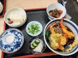 するがやそば店