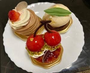 四季菓子の店 HIBIKA