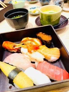 にぎりの徳兵衛 中村豊国店