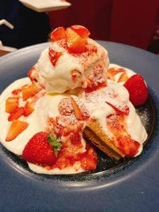 patisserie bar C