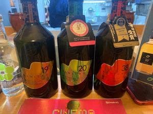 手羽先ひね足 鳥ひろ