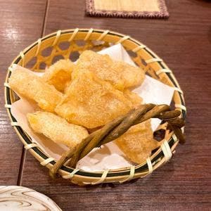 博多餃子酒場 シロナガスクジラ
