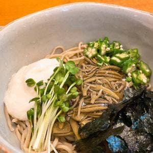 更科 斉とう
