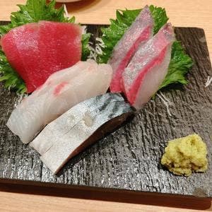 鮨 酒 肴 杉玉 新秋津