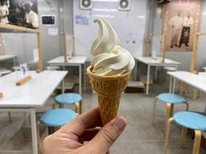 あられちゃん家 千葉工場直売店