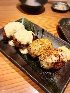 神戸焼鳥 つくねや