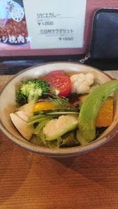 三日月食堂