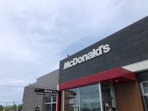 マクドナルド 白山パワーコメリ店