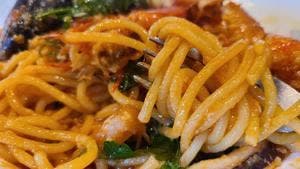 トラットリア コラーレ