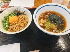 山田うどん 元八王子店