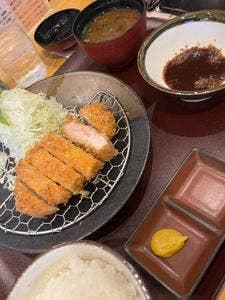 かつ辰 交野店