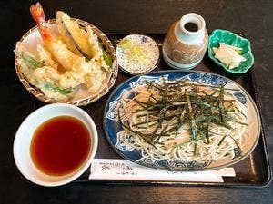 千長そば店