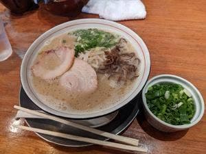 豚そば 成
