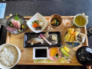 お食事処 ゆうすい