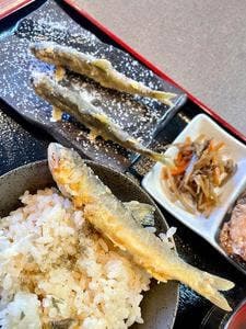 鮎めし 寺屋