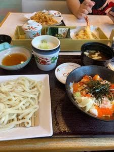 華屋与兵衛 小川町店