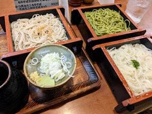 京屋そば店