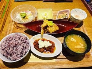 梅田 阪急三番街 リバーカフェ