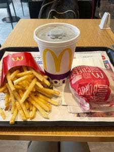 マクドナルド 麻布十番店