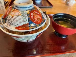 うなぎ なまずや 名東分店